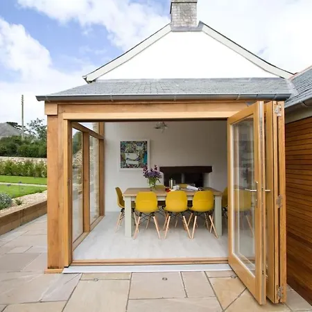 Barnwell Cottage *Stunning Cornish Cottage* Oozing Charm + Comfort Cubert Exterior photo