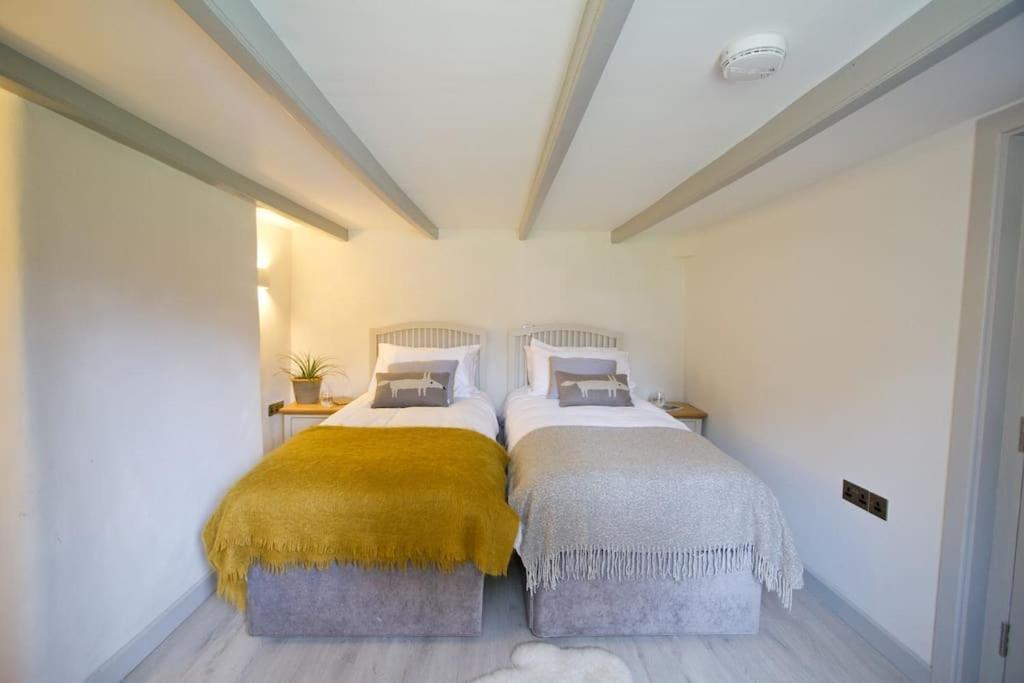 Barnwell *stunning Cornish Cottage* Oozing Charm + Comfort Holiday home Cubert